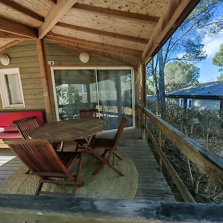 Chalet Climatise Au Calme Avec Piscine, Parking, Proche Plages Et Commerces - Fr-1-607-187 *